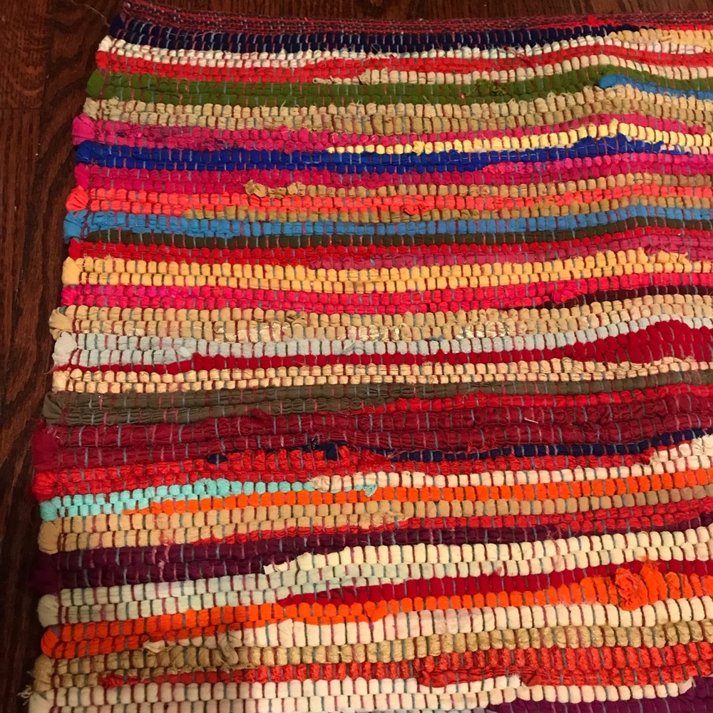 Chindi | Colorful Woven Rag Rug - Picture 4 of 5
